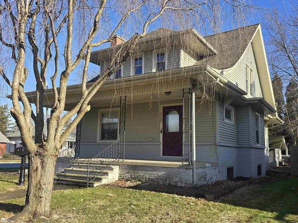 112 N Detroit St, Durand, MI 48429