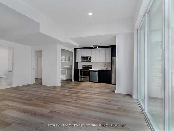 3rd image of 3 Cardiff Rd #106