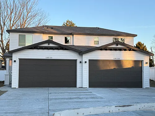 1185 S Underwood St #120 Photo 1