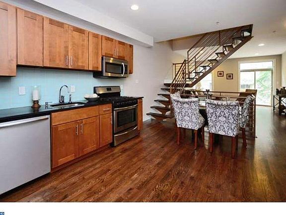 2nd image of 842 N 15th St #A