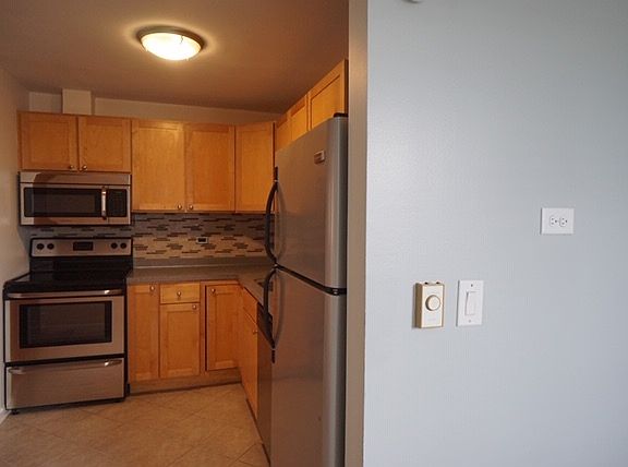 4th image of 1041 Susan Collins Ln APT 102