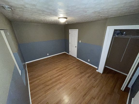 2nd image of 603 W 30th St #11200151
