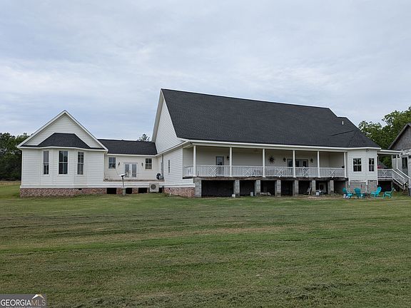 3rd image of 40 Drew Bennett Rd