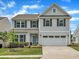 1410 Arena Ln, Fuquay Varina, NC 27526