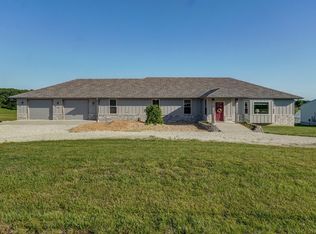 354 Ranch Estate Dr, Highlandville, MO 65669