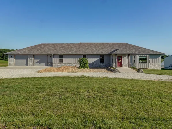 354 Ranch Estates Drive, Highlandville, MO 65669