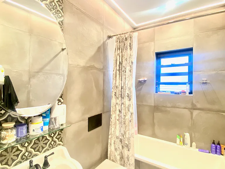 119 Kent Ave #3 — Photo 8