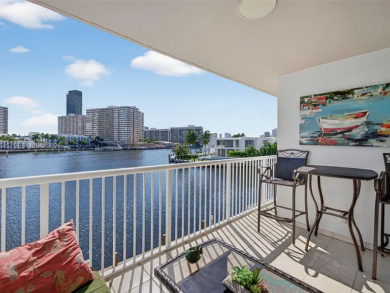 121 Golden Isles Dr #205 — Photo 3
