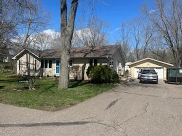 11240 32nd St N, Lake Elmo, MN 55042