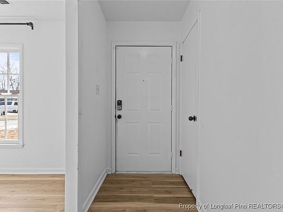 5th image of 7546 Beverly Dr