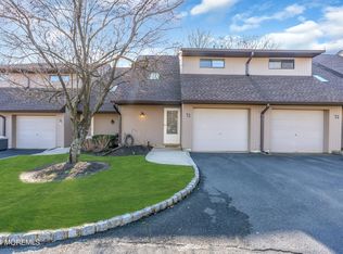 72 Wigwam Ln, Tinton Falls, NJ 07724