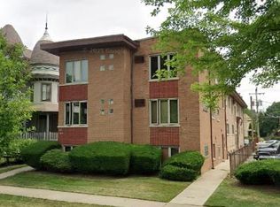 332 S Euclid Ave APT 3, Oak Park, IL 60302