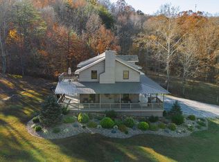656 Wolf Run Rd, Flemingsburg, KY 41041