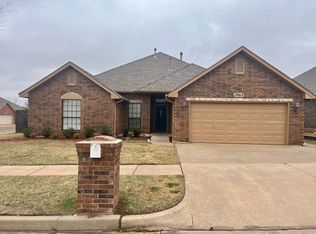 17017 Ridgewood Dr, Edmond, OK 73012