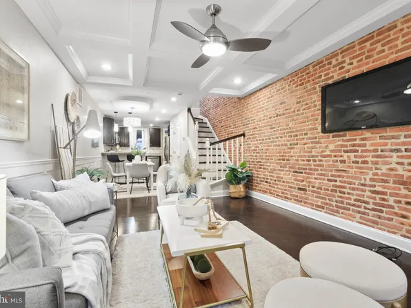 33 S Curley St, Baltimore, MD 21224