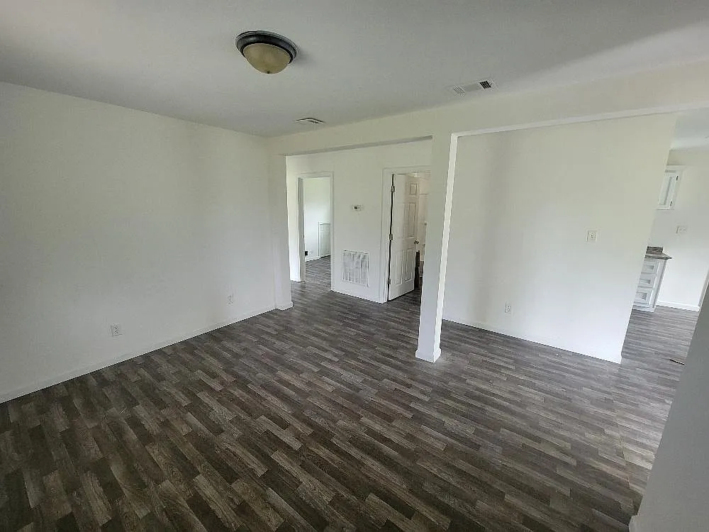 4 bed, 1440 sqft, $1,400 — Photo 3