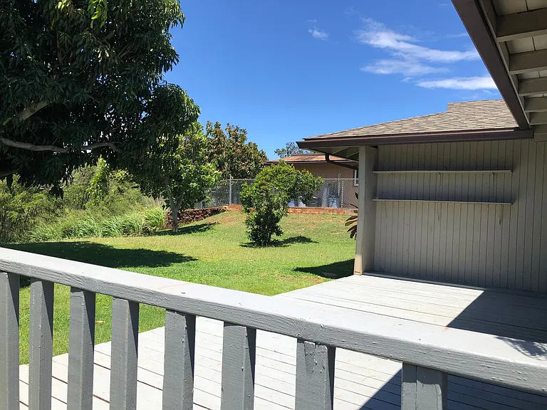 98-1652 Kiawe St — Photo 30