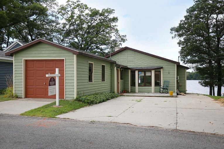 1st image of 12297 Balsam Ave