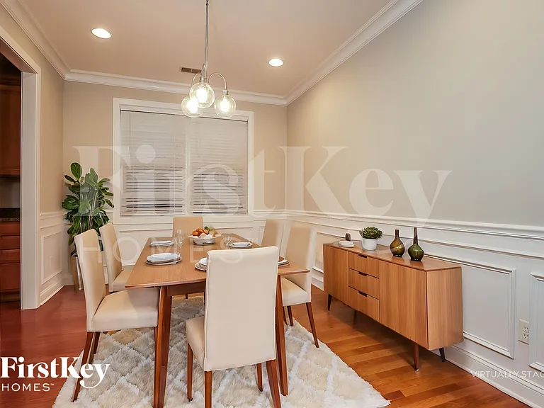 1081 Moss Grove Dr — Photo 7