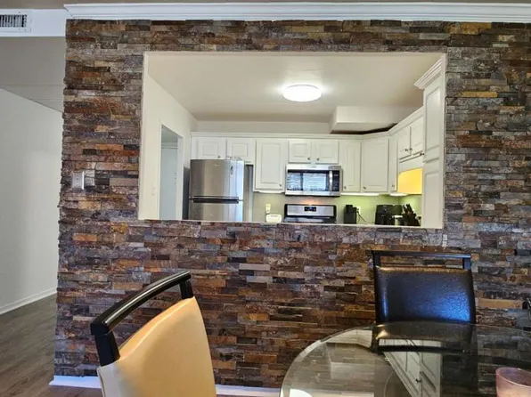 2965 Pharr Court South NW APT 316, Atlanta, GA 30305