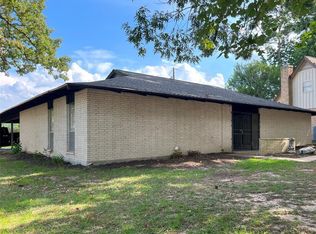 401 Oakhill Dr, Conroe, TX 77304