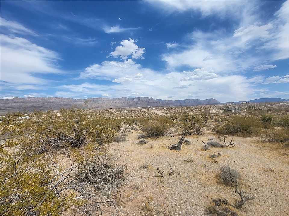 2nd image of 770 E Vulcan Drive