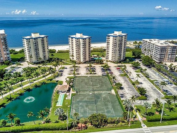 3rd image of 7360 Estero Blvd APT 504