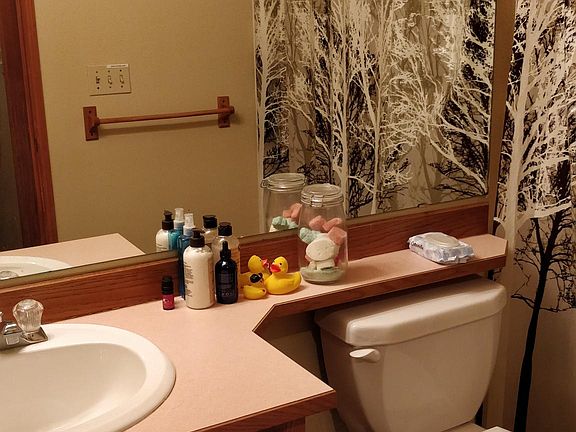 second floor hallway bathroom