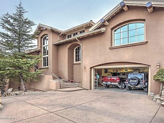 3rd image of 1331 Sierry Peaks Dr