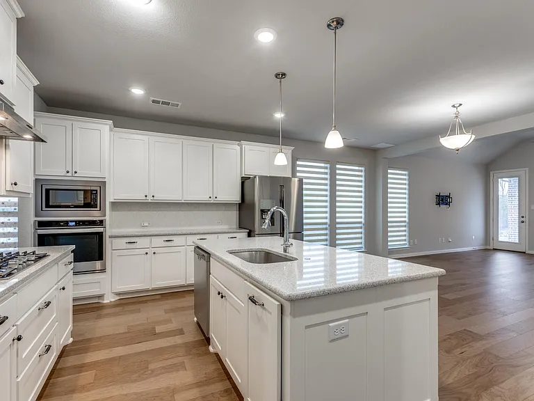 1600 Bird Cherry Ln — Photo 8