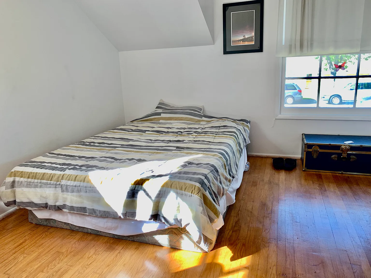 4 bed, 14000 sqft, $950 — Photo 3