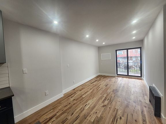 3rd image of 1424 E 102nd St #2A