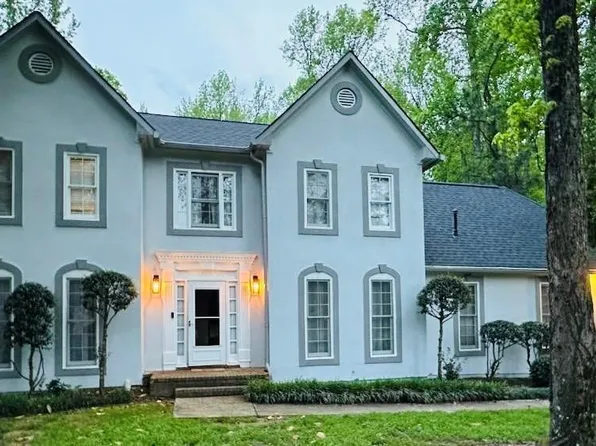 2439 Fair Oaks Dr, Jonesboro, GA 30236