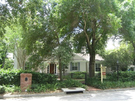 3rd image of 2920 W Villa Rosa Park