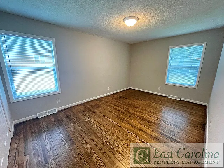 4148 Lee St #A — Photo 11