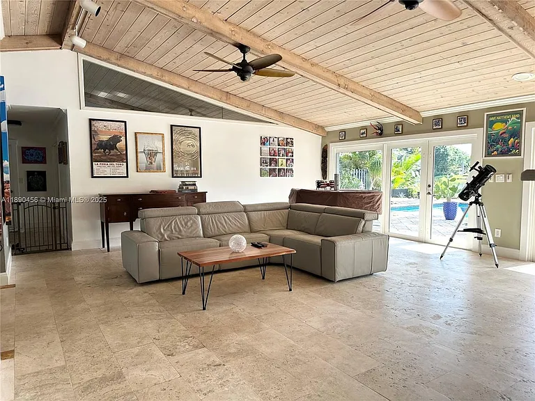 960 Bayberry Point Dr — Photo 11