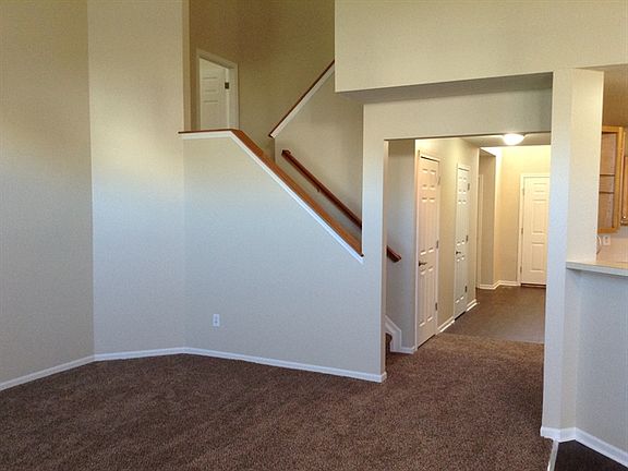 2nd image of 712 Loreto Ln