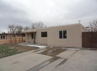 705 W Apache St, Farmington, NM 87401