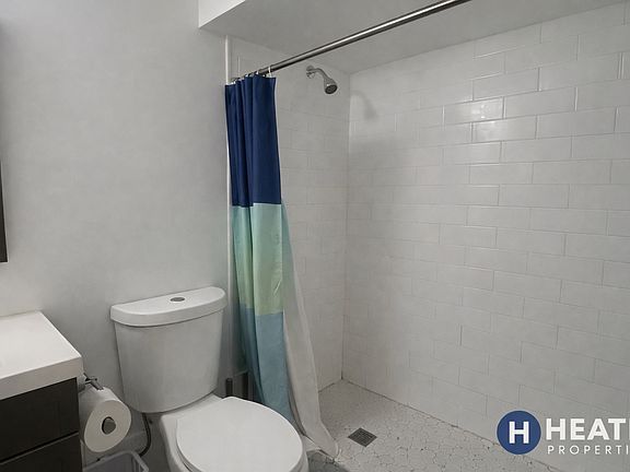 5th image of 168 Northampton St #2D