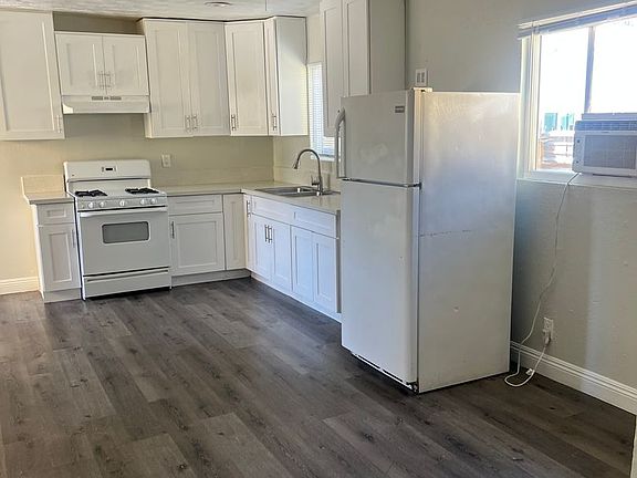 2nd image of 3119 W 63rd St APT 2