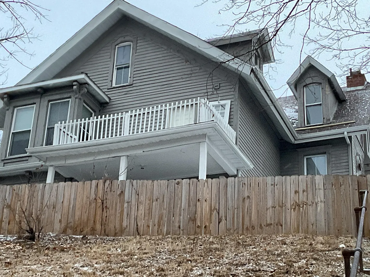 3 bed, 2.5 bath, 2837 sqft, $1,597 — Photo 1