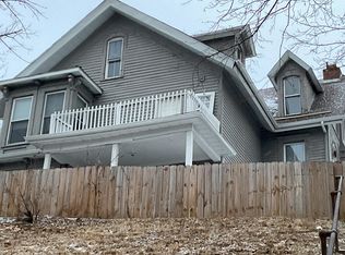 1111 15th St, Moline, IL 61265