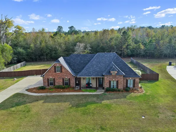 363 Leigh Ln, Stonewall, LA 71078