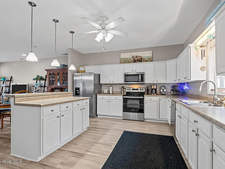 101 Ole Field Cir #C — Photo 11