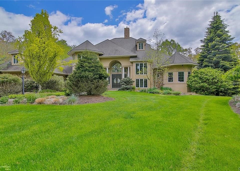 2800 Woodland Dr, Allentown, PA 18103 Zillow