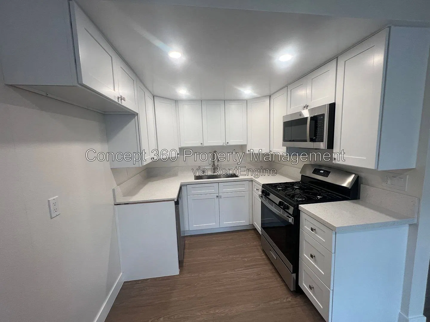 2 bed, 1.5 bath, 1040 sqft, $2,795 — Photo 3