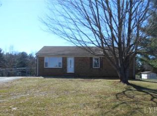 1620 Perrowville Rd, Forest, VA 24551