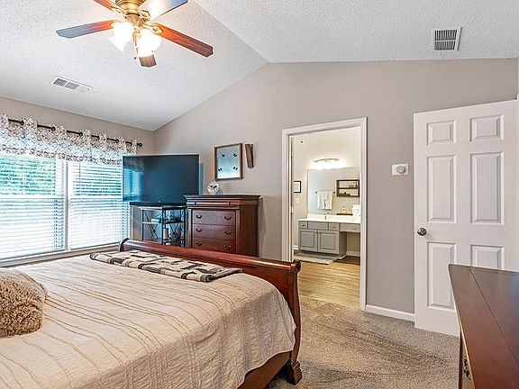 3rd image of 9985 Barston Ct