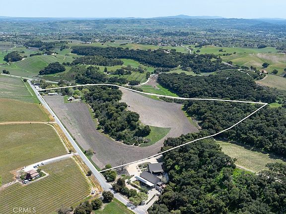 3rd image of 2925 Oakdale Rd