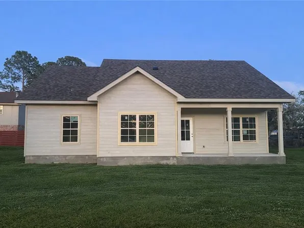 527 Nel Ct, Gretna, LA 70056